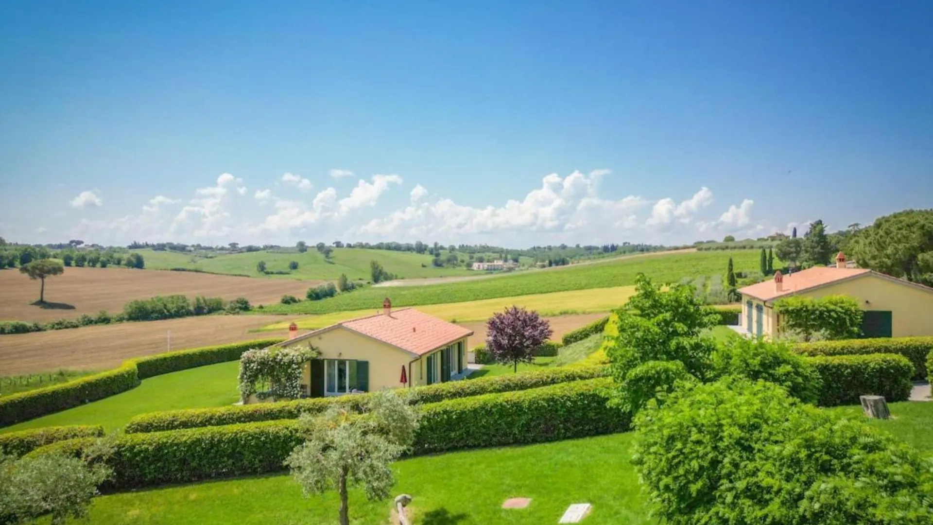 Borgo Syrah Villa Cortona 0*,  Italy
