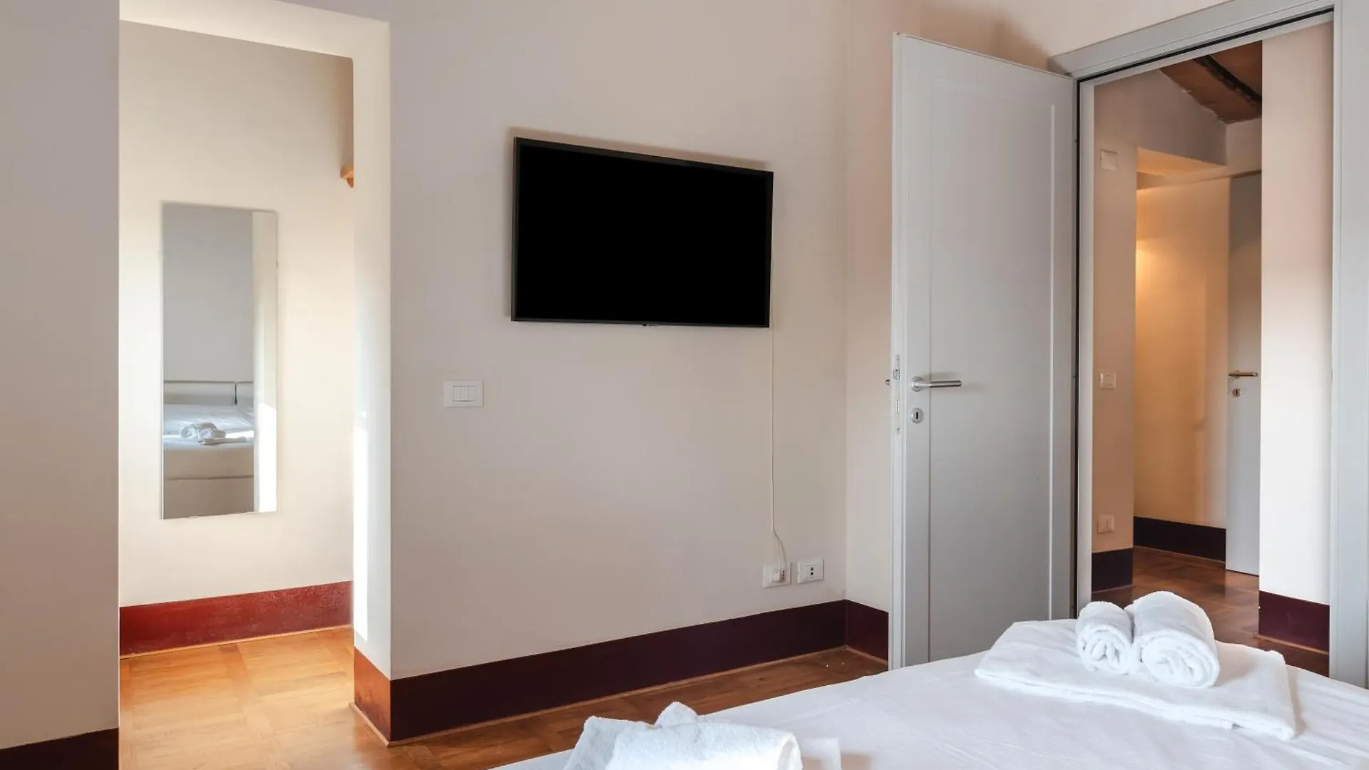 Borgo Syrah Villa Cortona