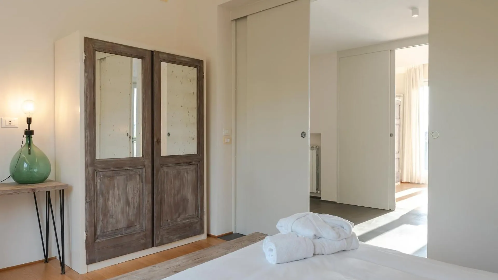 Borgo Syrah Villa Cortona Italy